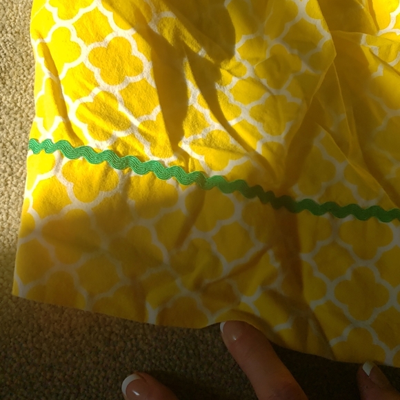 Smocked dress - Picture 3 of 4